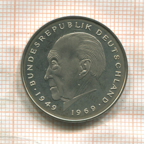 2 марки. Германия 1982г