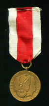 Бронзовая медаль "За Заслуги при Защите Страны". Польша