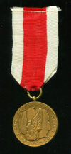 Золотая медаль "За Заслуги при Защите Страны". Польша
