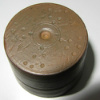 Гирька весовая. (101,5 гр.)
Диаметр 37 мм. 1782г